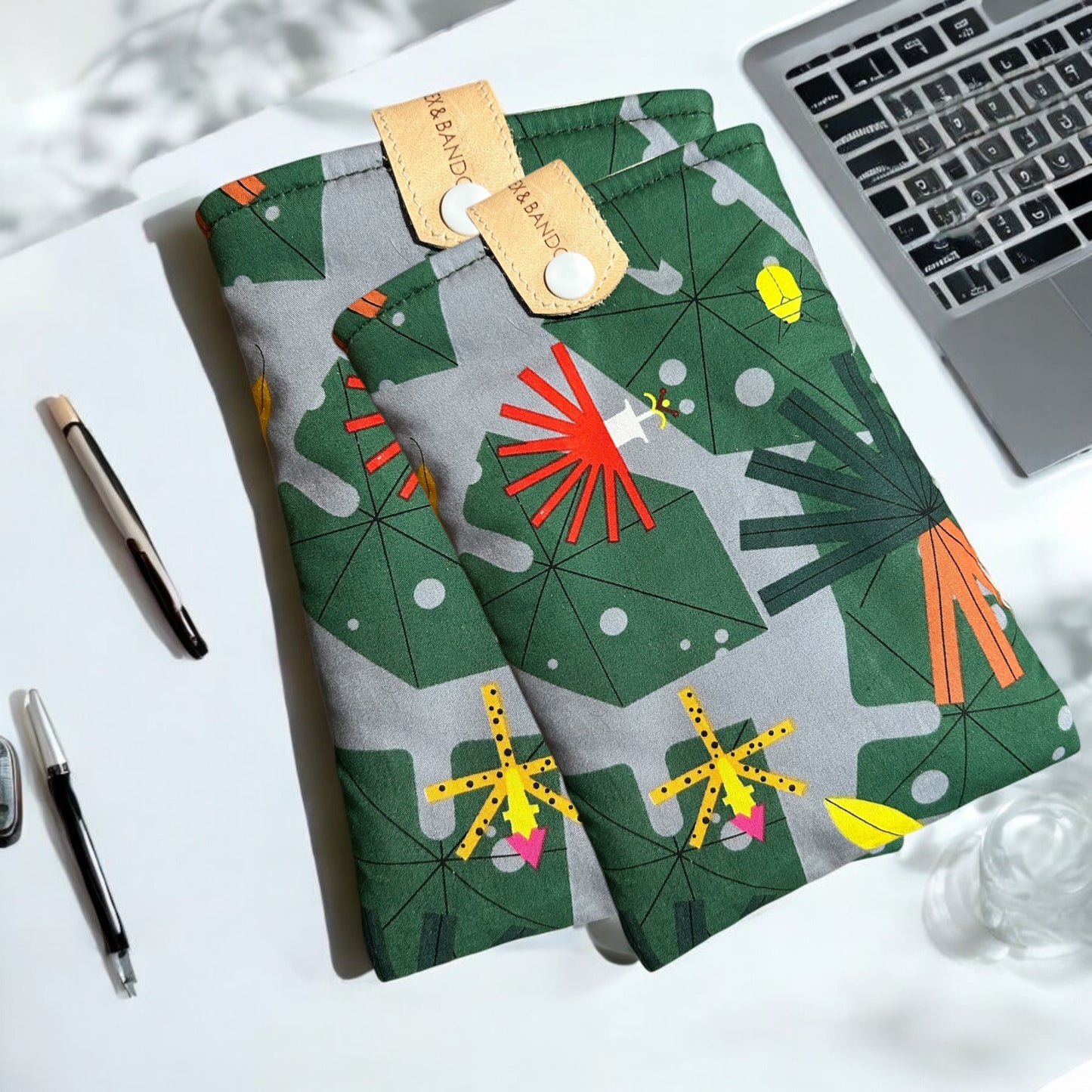 PadPrint Padded Cell Phone Sleeve-Foliage