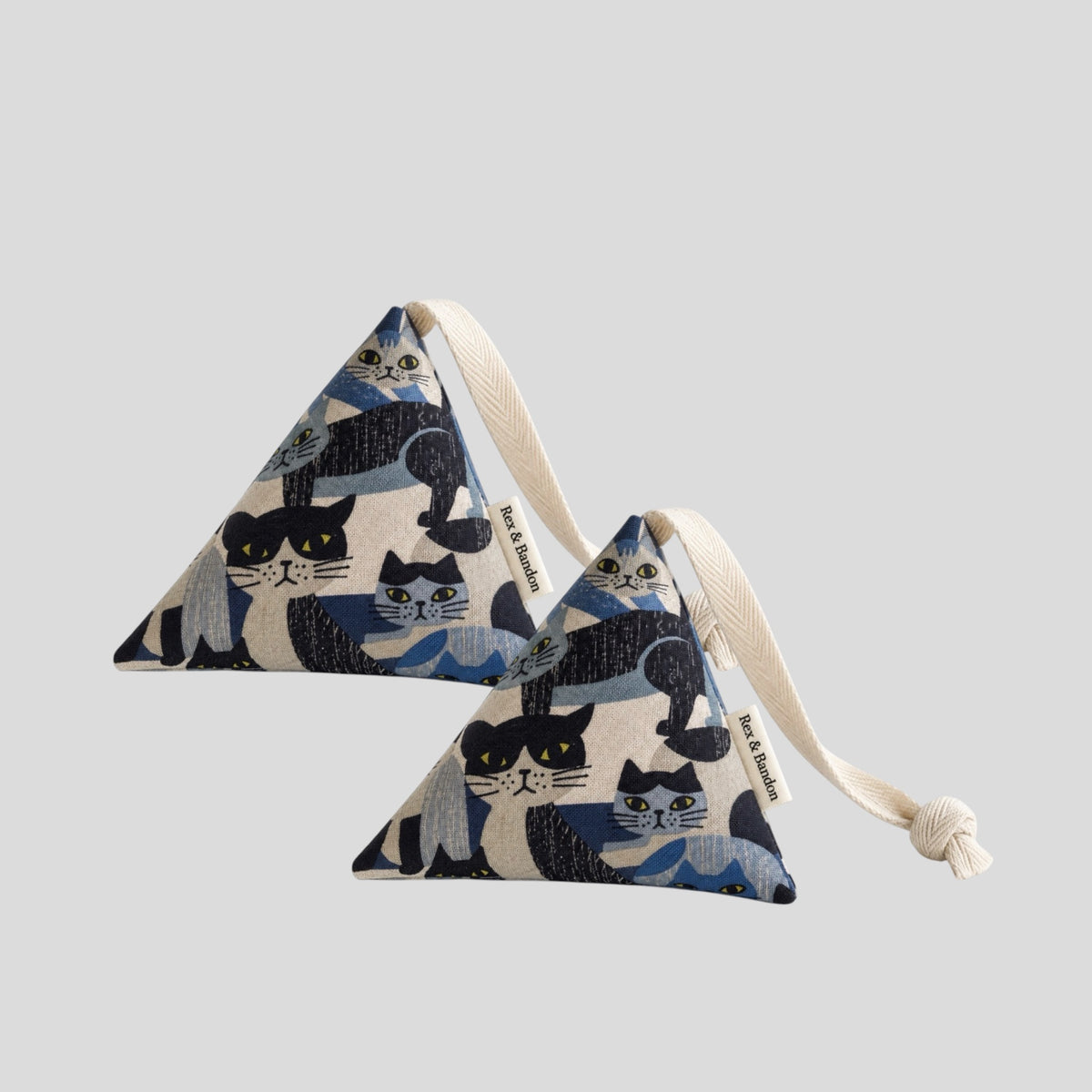 Kiko Cat Triangle Catnip Toy