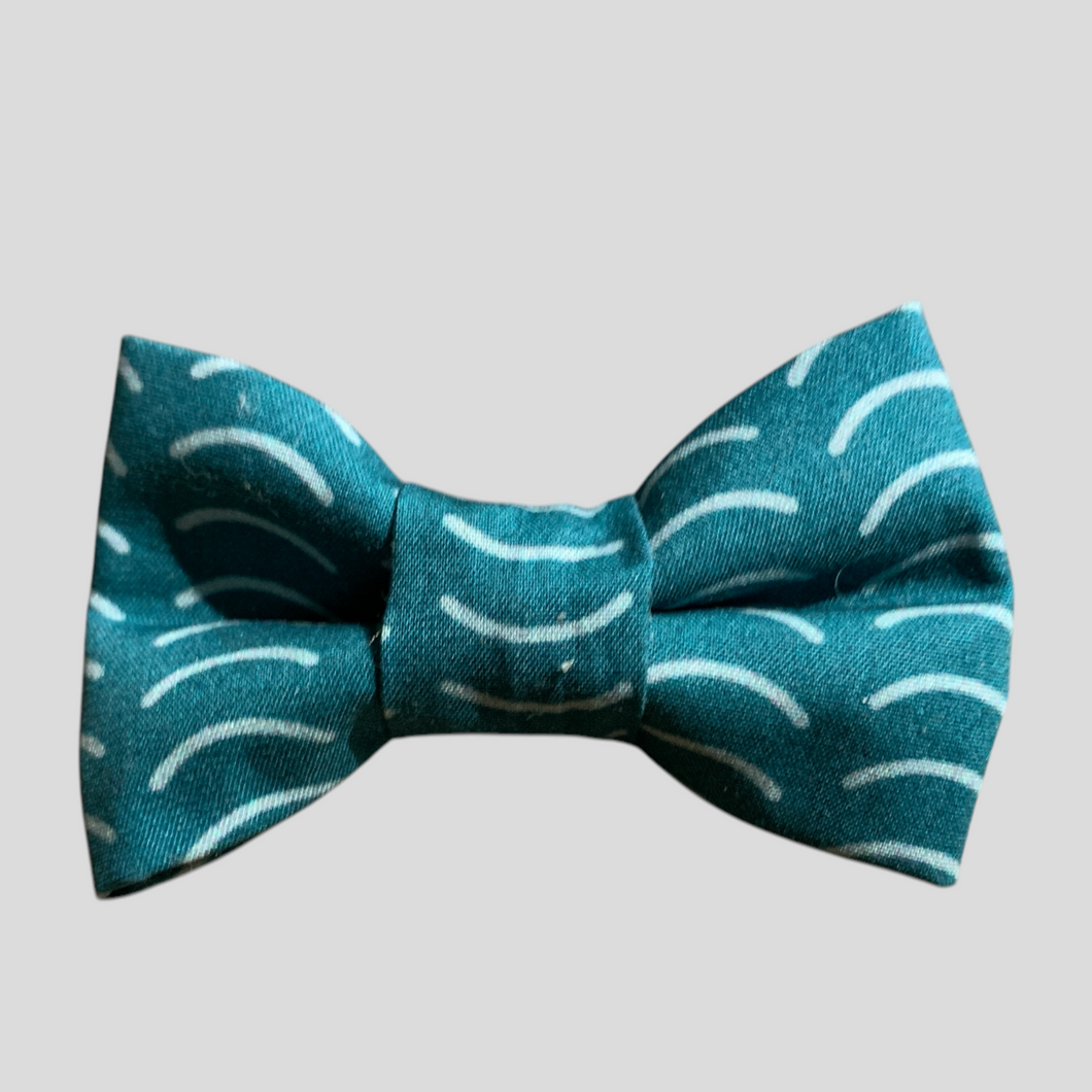 Morgan Cat Bow Tie-Ripple