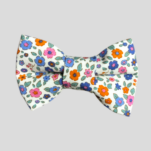 Evie Cat Bow Tie-Mini Floral