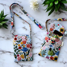 Load image into Gallery viewer, PawPal Dog Walking &amp; Cell Phone Pouch-GardenWhimsey-Rifle Paper Co.